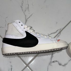 Nike Blazer 77 Jumbo Sz. 9.5 100% Authentic. Used condition 7 out of 10.